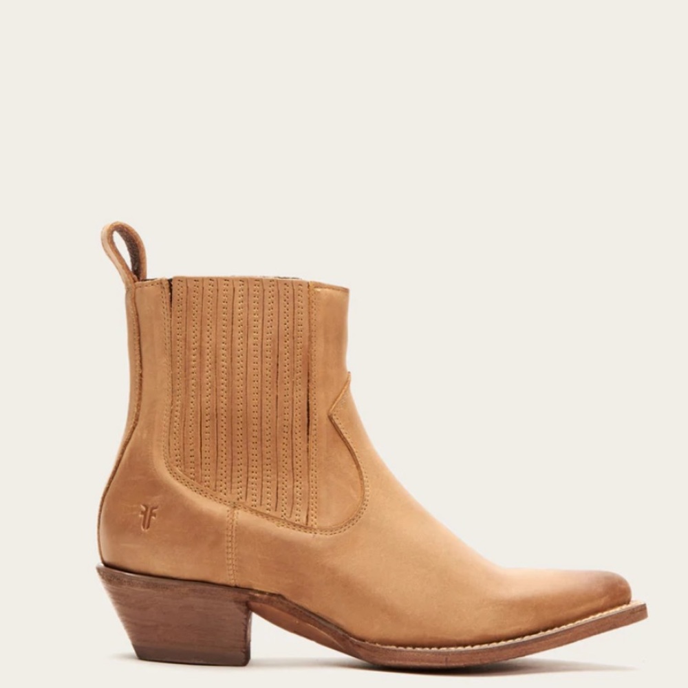 Frye Sacha Boot in Chelsea